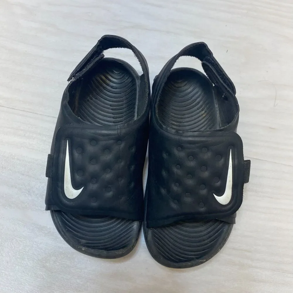 Nike Sunray Adjust 5 Sandals Kids Size 7C Black Adjustable Straps Comfort Casual